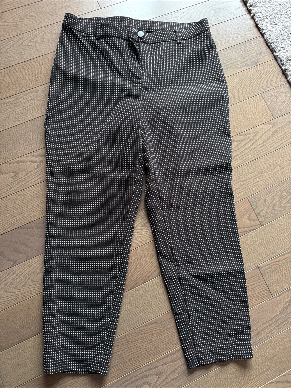Black & White Micro-Check Cropped Pants